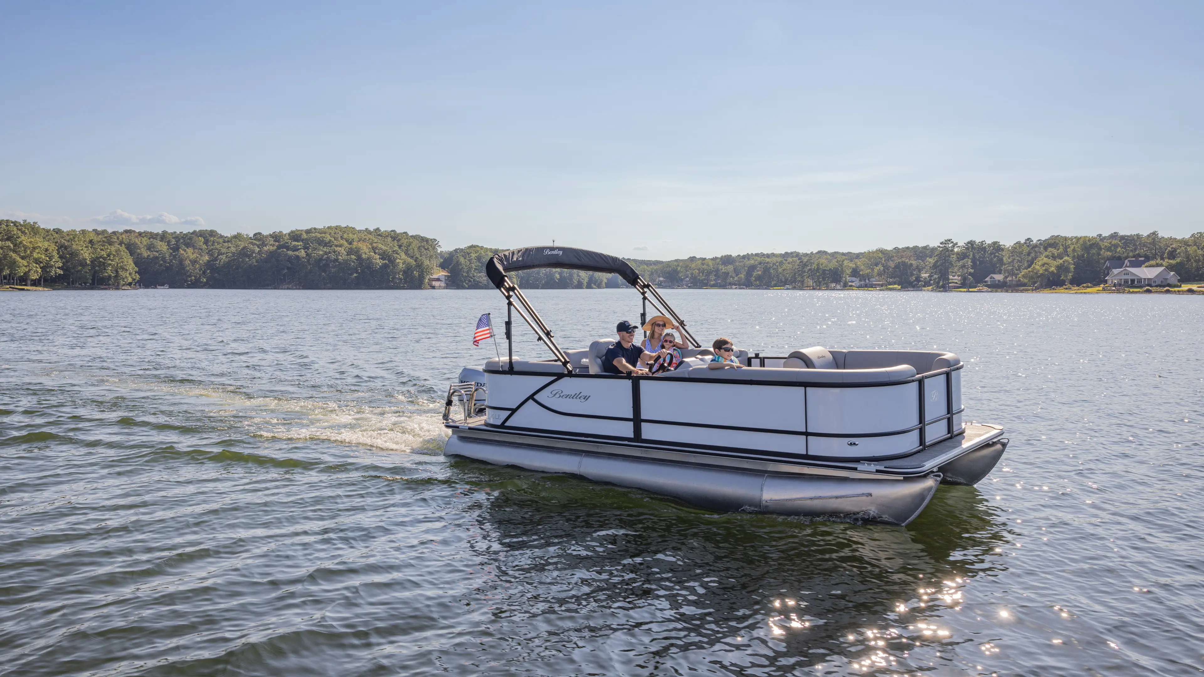Bentley Pontoons LE
