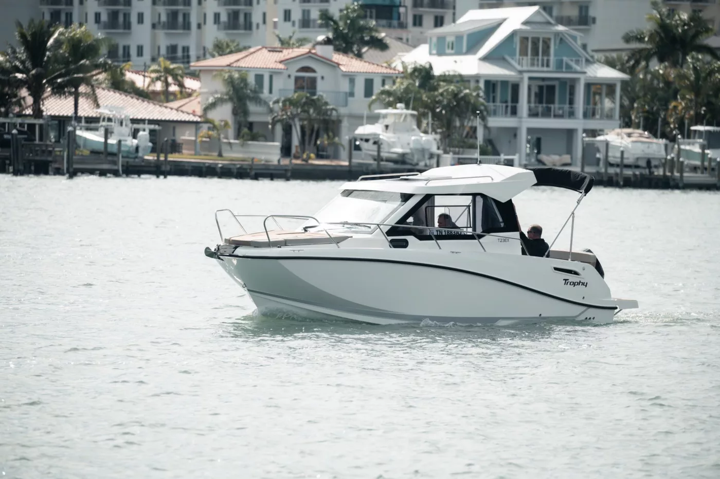 Trophy T23 Explorer